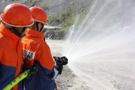 Die Jugendfeuerwehr bei einer Löschübung