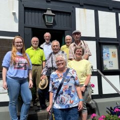 Raiffeisen Erlebnis-Rundgang - Gästeführung mit Helmut Hain